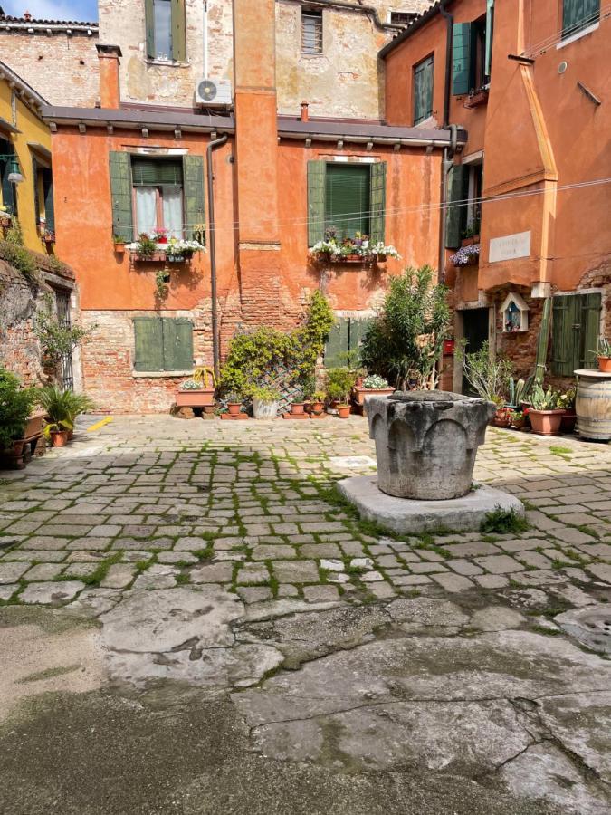 Blusuite Appartamento Veneţia Exterior foto